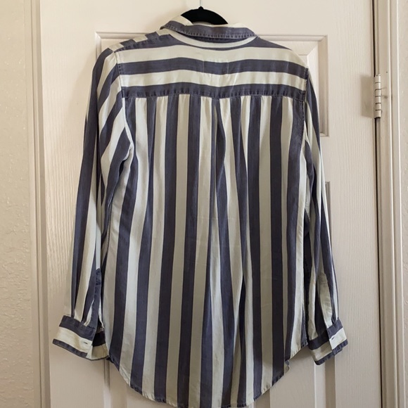 Rails stipe Chambray Stripe Button Up - Picture 3 of 3